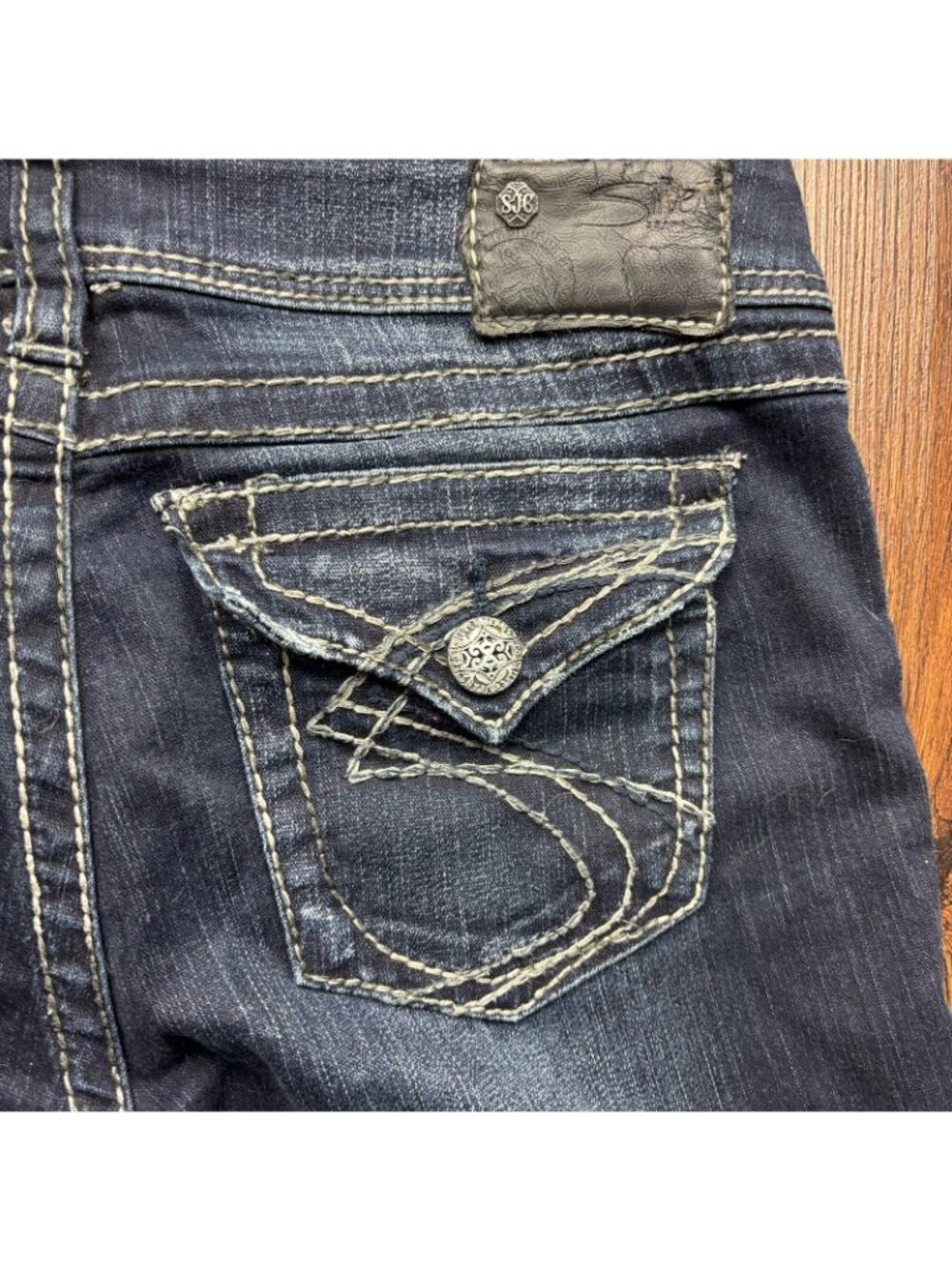 Silver Suki Surplus Bootcut Jeans Distressed Dark Wash Women’s Size W29 L32 - Picture 11 of 12